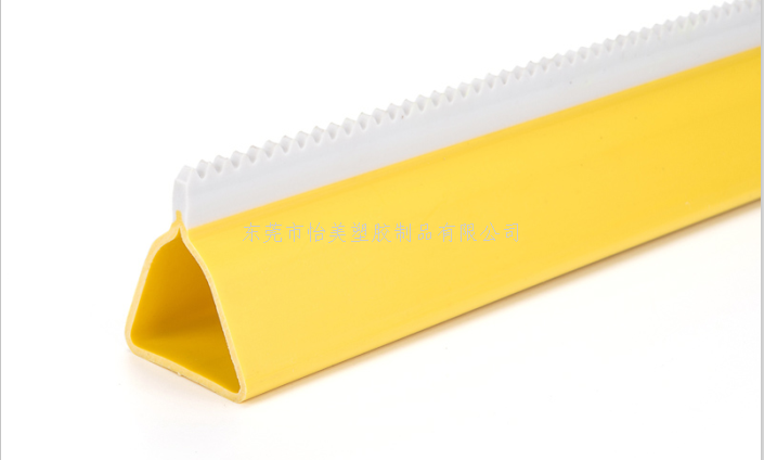 双色塑胶异型材制品成型工序